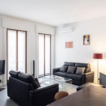 Apartment Close To Duomo Милано Екстериор снимка