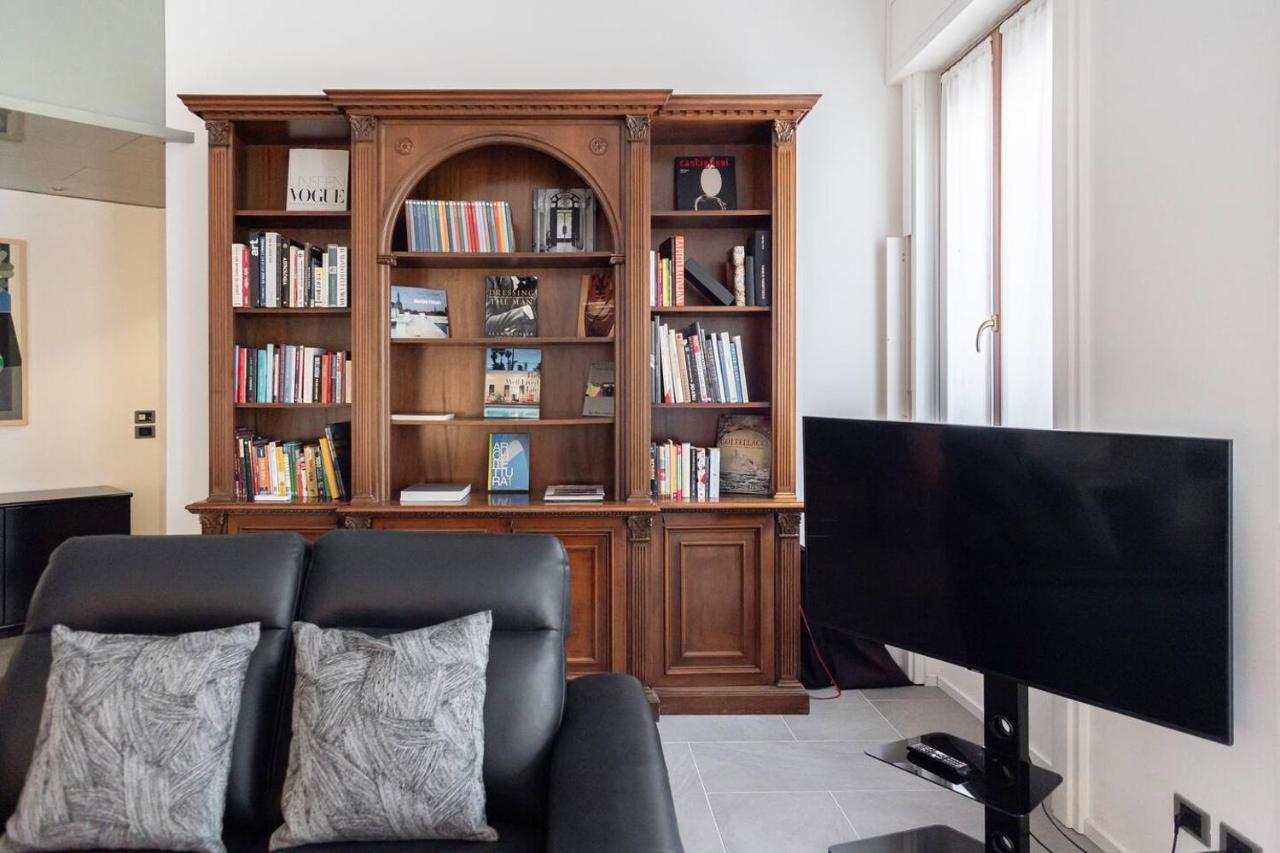 Apartment Close To Duomo Милано Екстериор снимка